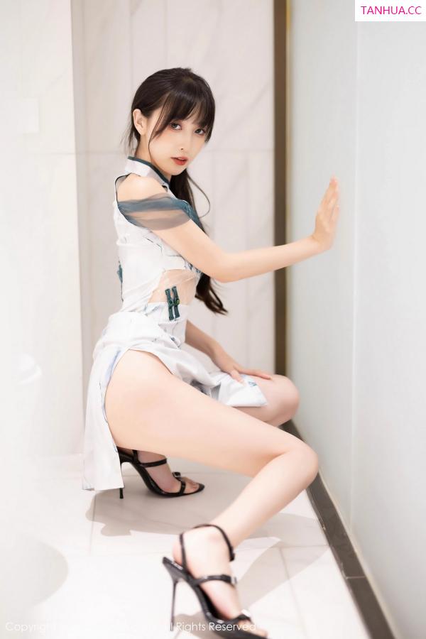 林星阑  [XiuRen]高清写真图 2023.11.02 No.7605 林星阑 旗袍美腿第28张图片